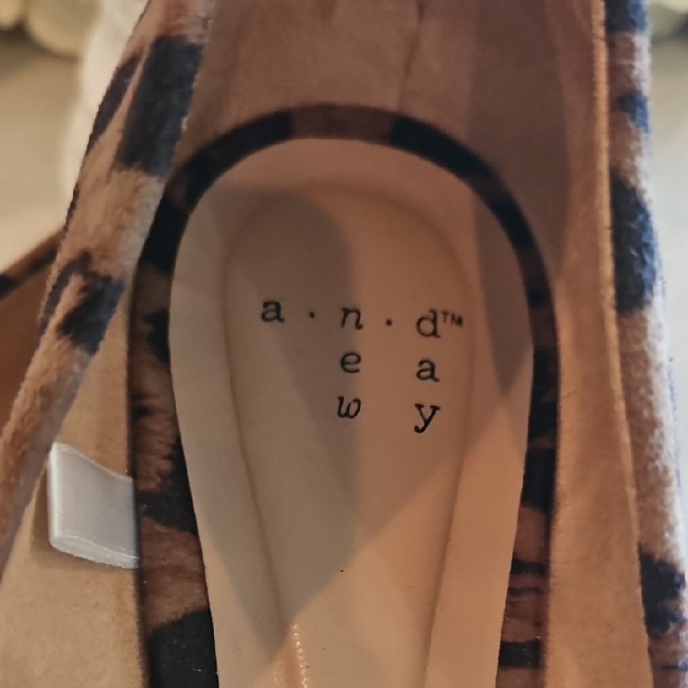 a new day Leopard Print Pointed D'Orsay Flats - Brown & Black - Picture 4 of 8